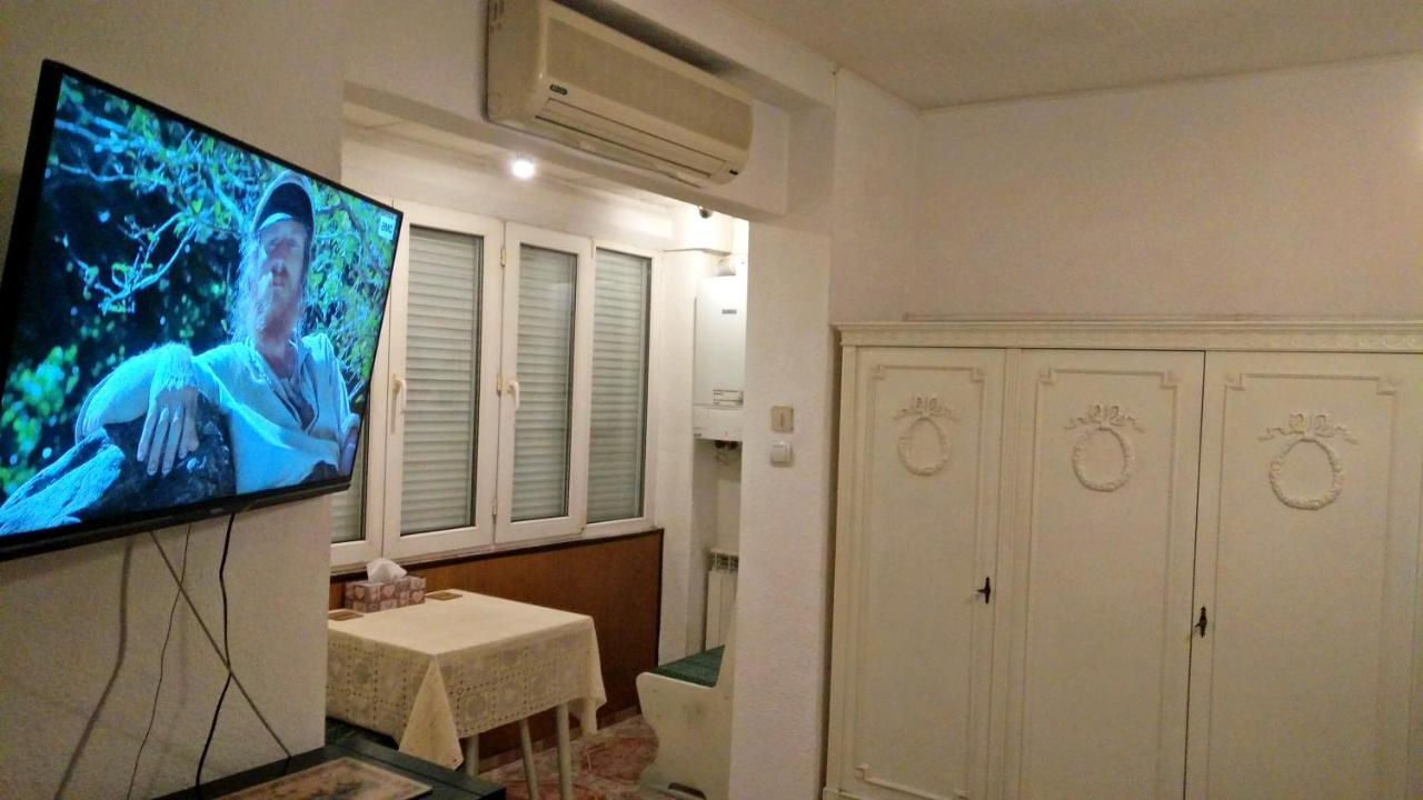 Rompromo Plus Accommodation Бухарест Екстер'єр фото